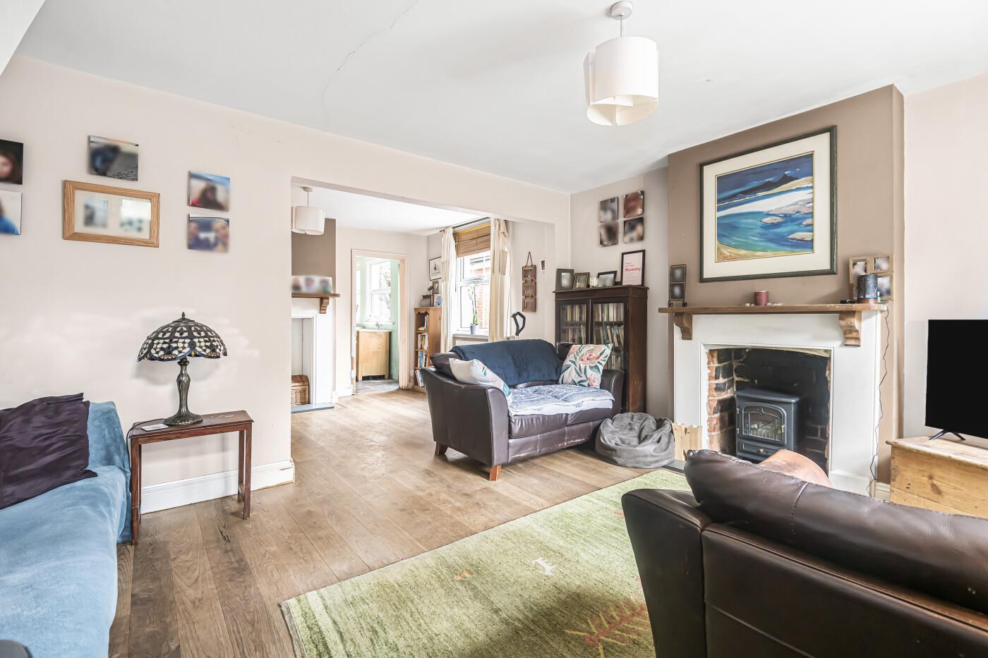 3 bed property in Shiplake Bottom, Henley-On-Thames